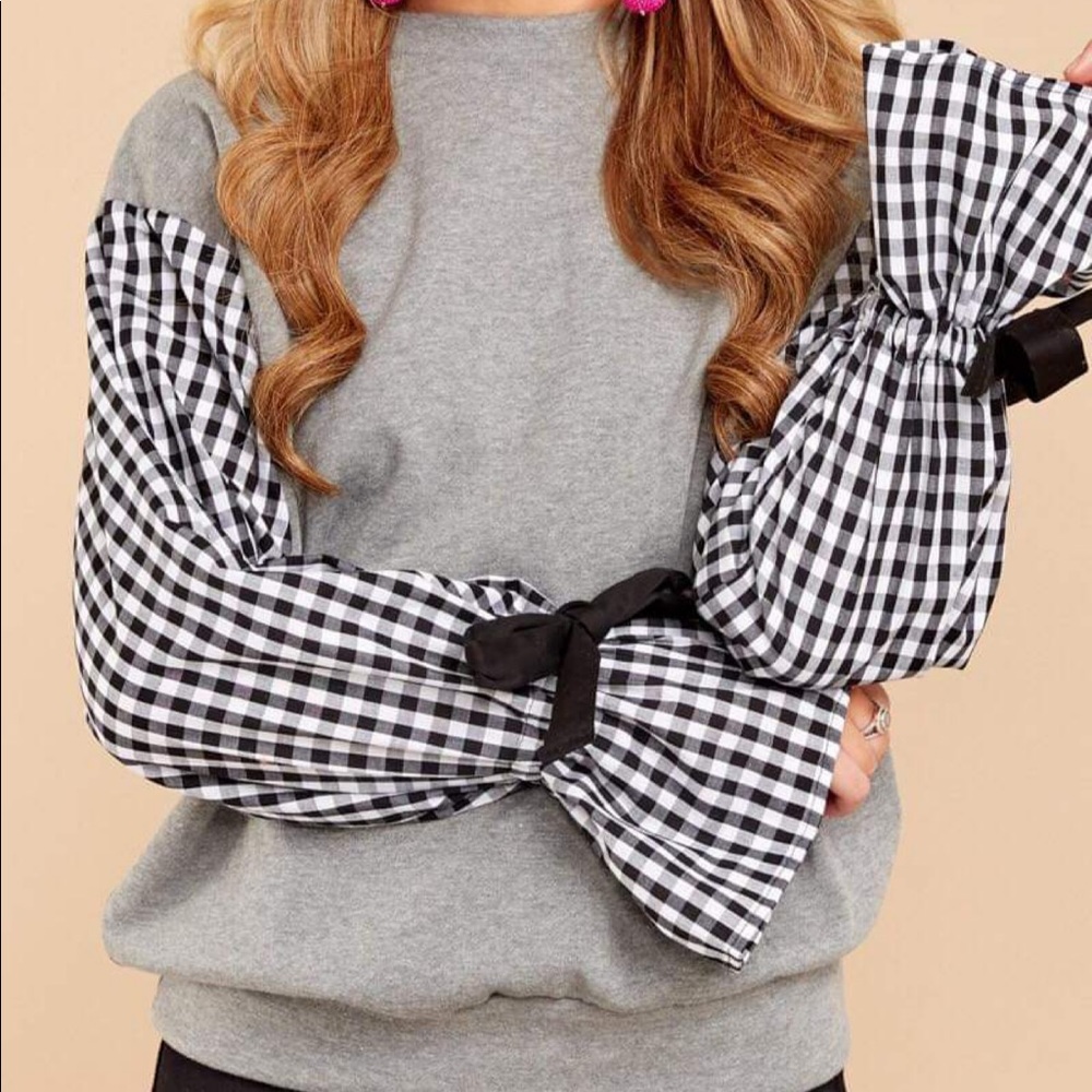 Gingham lantern sleeve sweatshirt